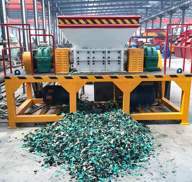 Plastic Shredder Machine